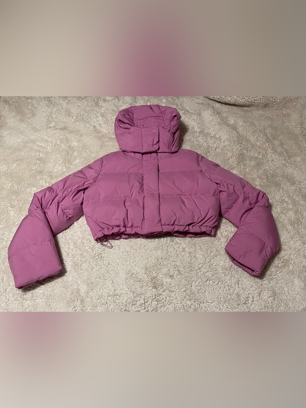 Lululemon Wunder Puff Super-Cropped
Jacket Dahlia Mauve size 8